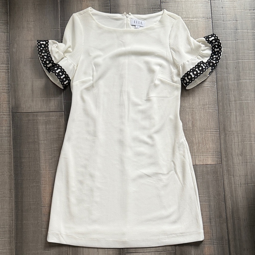 Elle Flutter Sleeve Dress